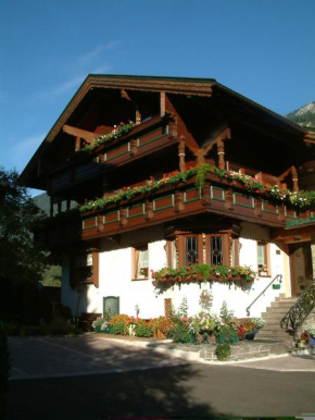 Gästehaus Vier Jahreszeiten, Mayrhofen